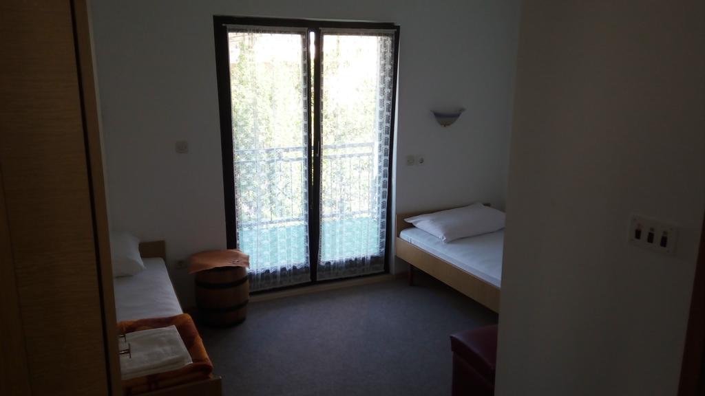 Rooms Rafomarija Međugorje Eksteriør bilde